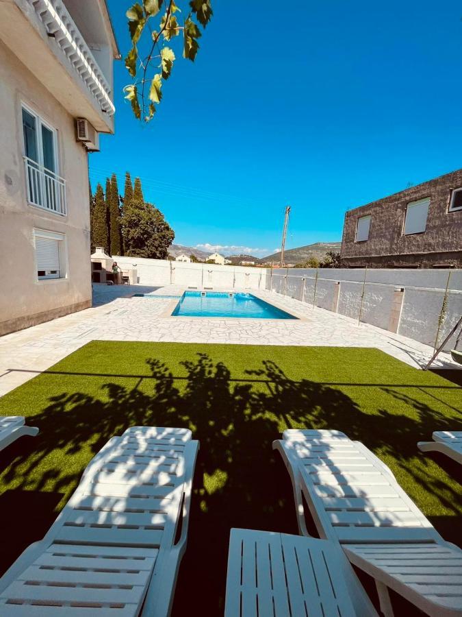 Villa Jelena Trebinje Exteriör bild
